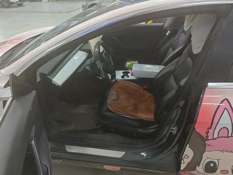 Tesla Model 3 — фотографии объявления, Фото 4