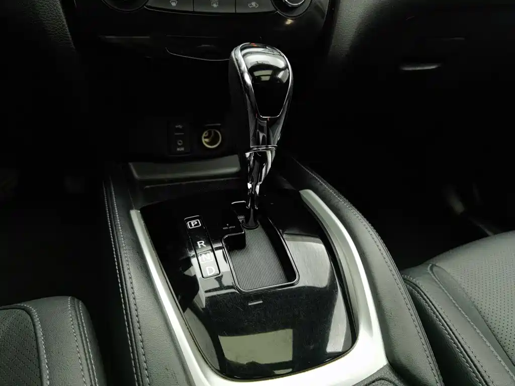 Nissan X-Trail — миниатюра 13