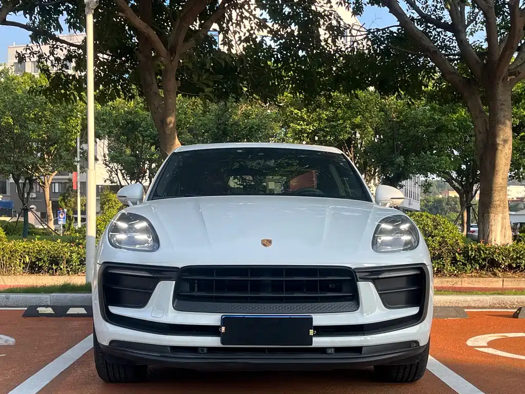 Porsche Macan — миниатюра 2