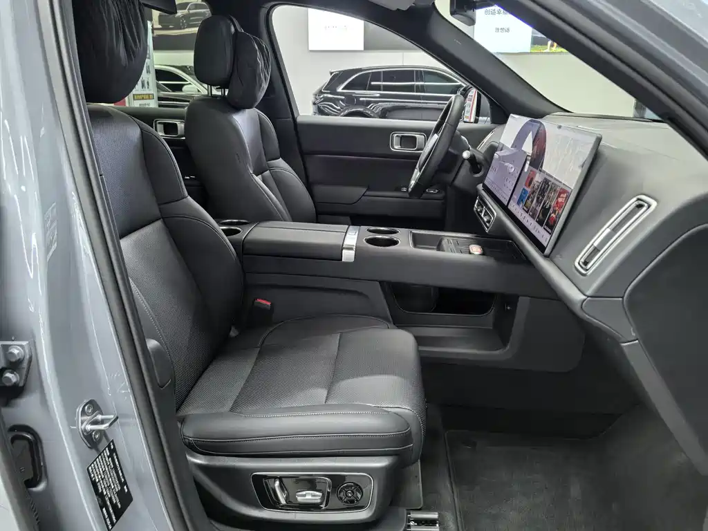 Li Auto Li L8 — миниатюра 9
