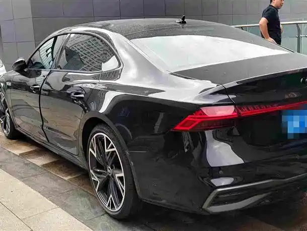 Audi A7L — миниатюра 3