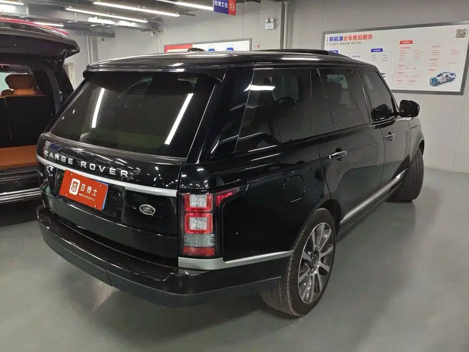 Land Rover Range Rover — миниатюра 2