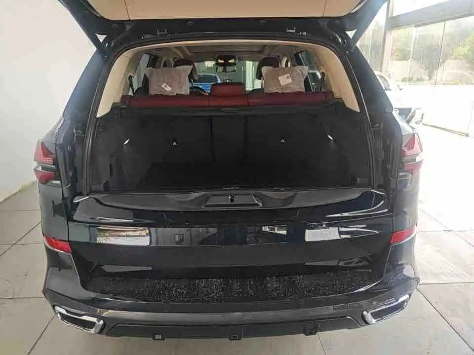 BMW X5 — миниатюра 7