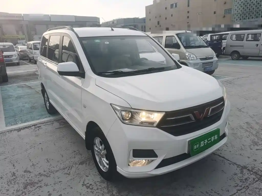 Wuling Hongguang — миниатюра 4