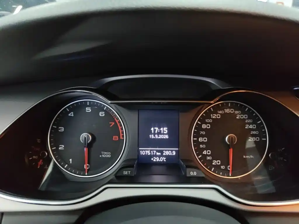 Audi A4L — миниатюра 12