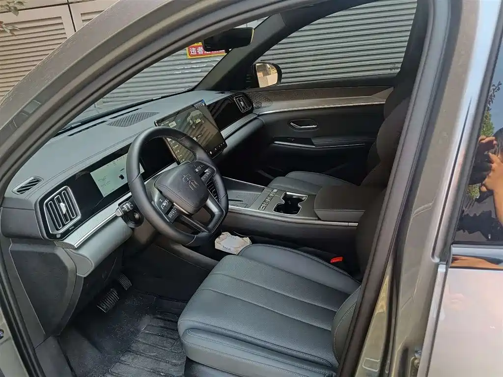 BYD Song Pro Pro 2026 DM-i 220KM