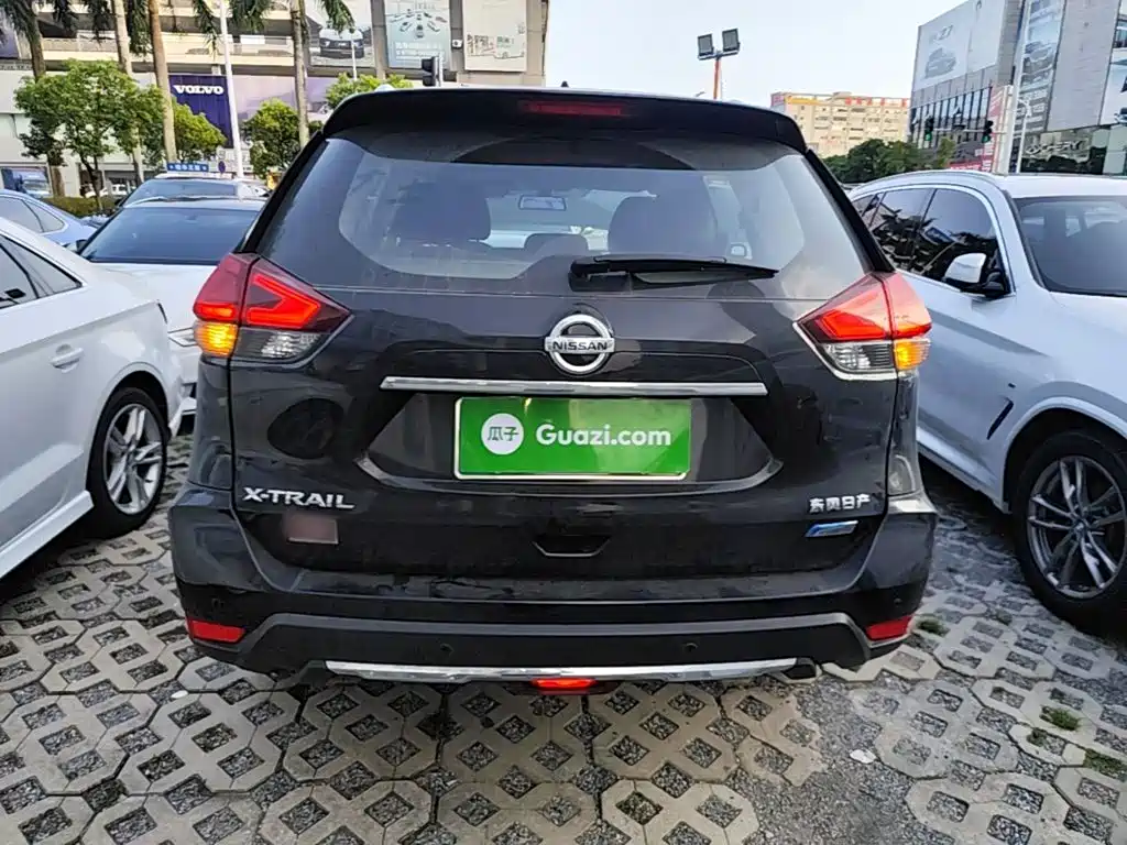 Nissan X-Trail — миниатюра 6