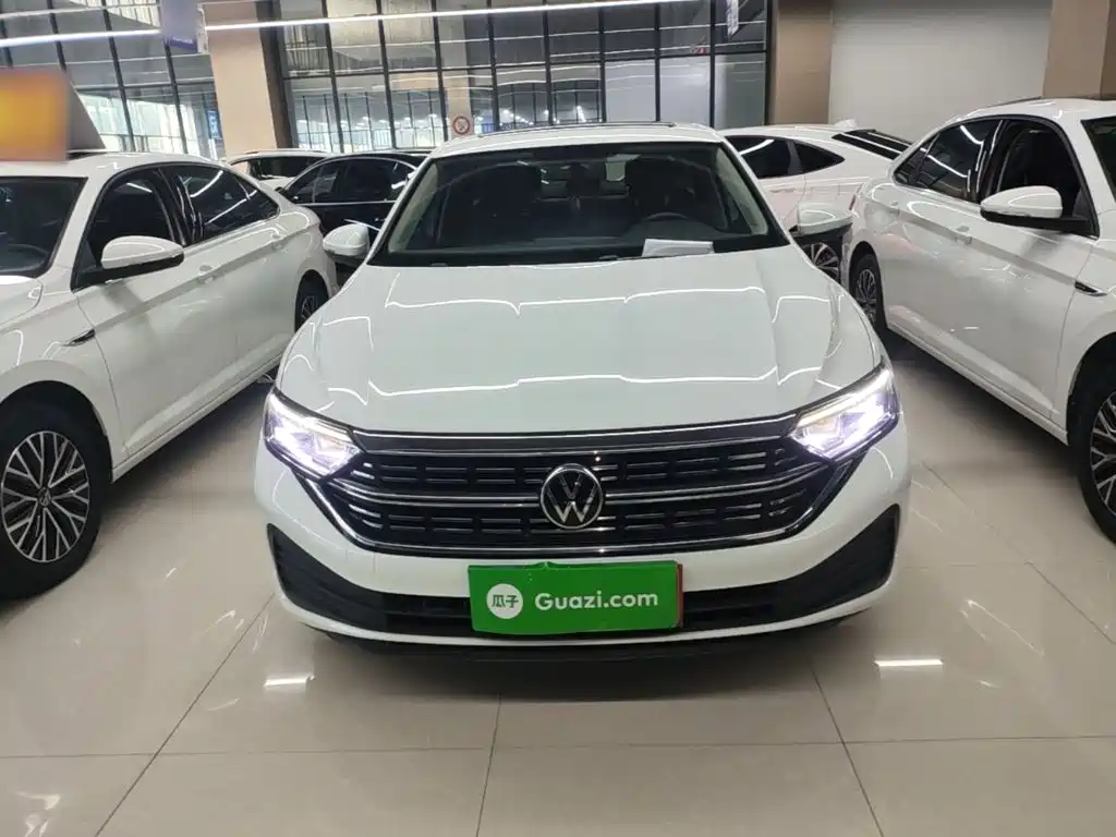 Volkswagen Sagitar — миниатюра 3