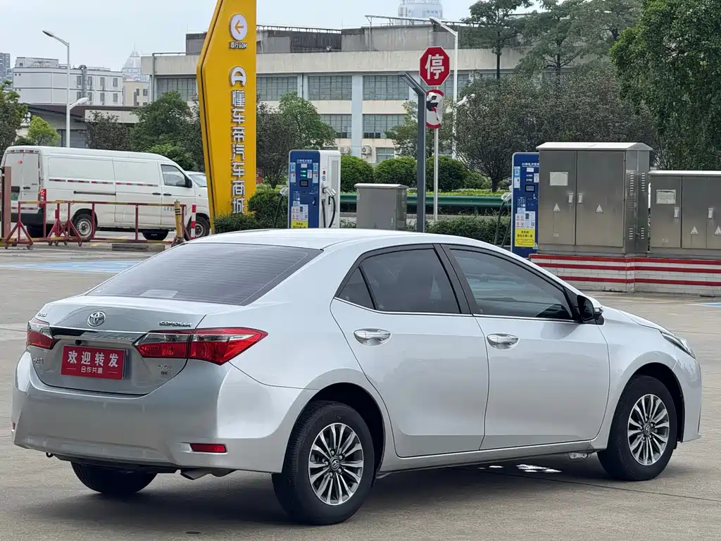 Toyota Corolla — миниатюра 4