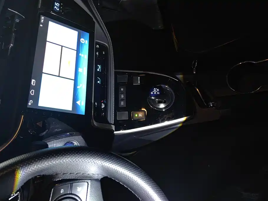 TOYOTA COROLLA DUAL ENGINE E+