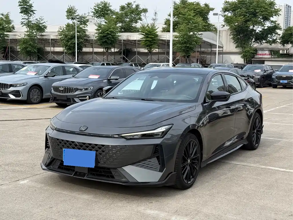 Changan UNI-V 2024