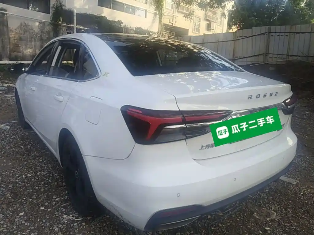 Roewe i6 MAX New Energy — миниатюра 5