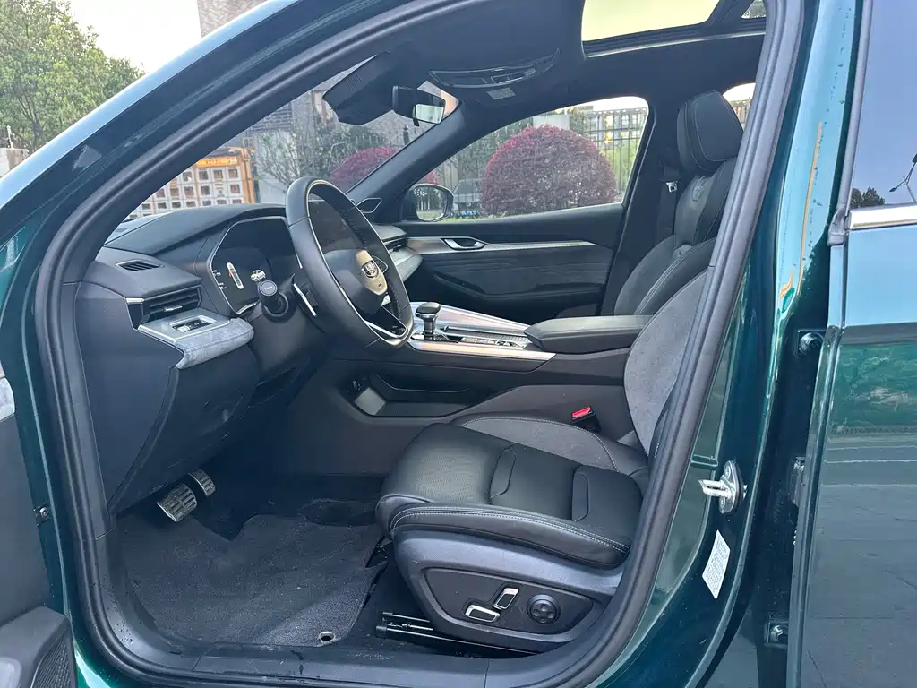 GEELY AUTOMOBILE XINGRUI