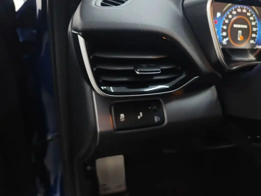 Hyundai Fista — миниатюра 5