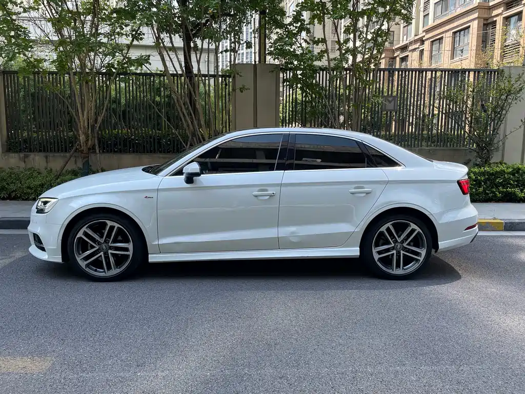 Audi A3 — миниатюра 3