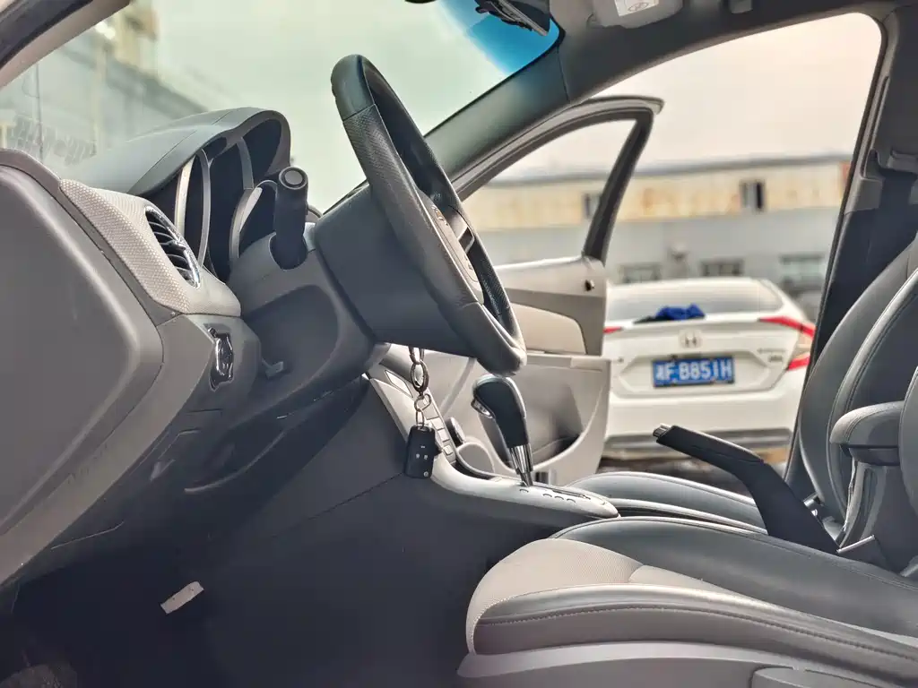 Chevrolet Cruze — миниатюра 9
