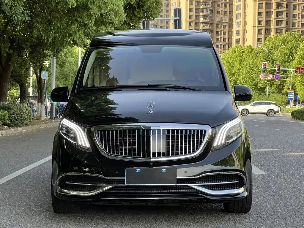 Mercedes-Benz Vito 2018 2.0T Elite 7 мест V