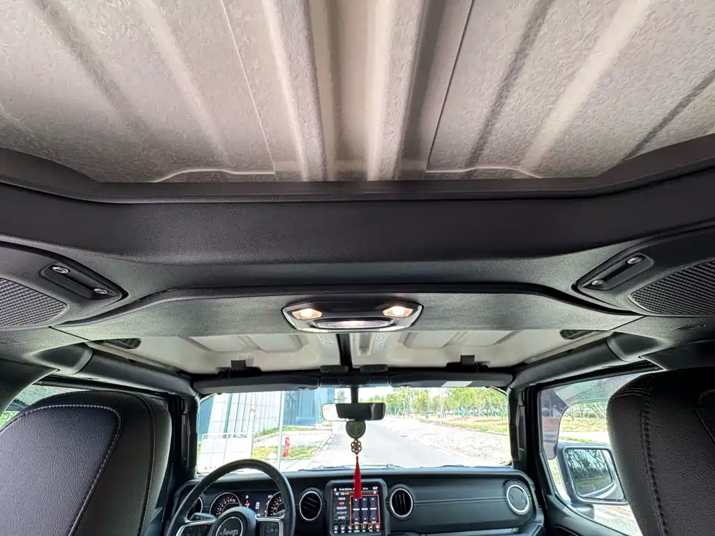 Jeep Gladiator — миниатюра 13