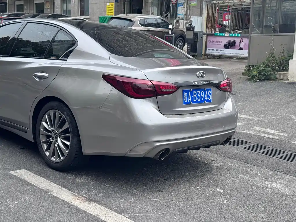Infiniti Q50L — миниатюра 5