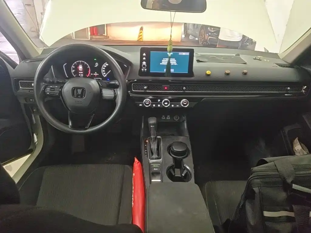 Honda Civic — миниатюра 10