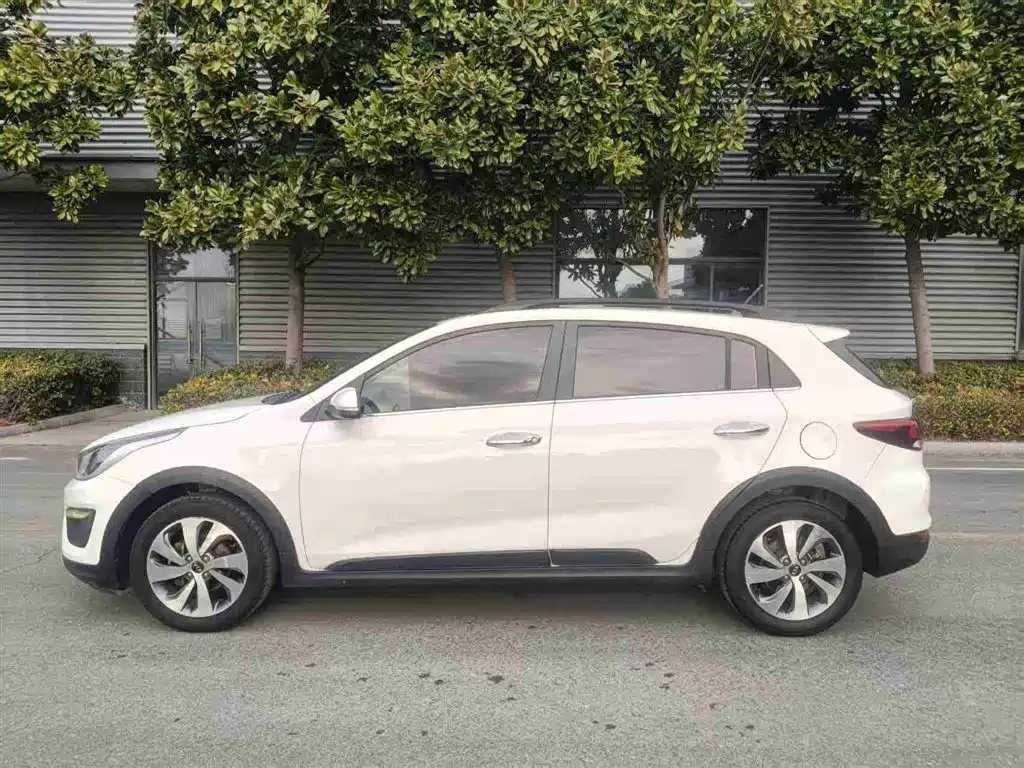 KIA KX CROSS
