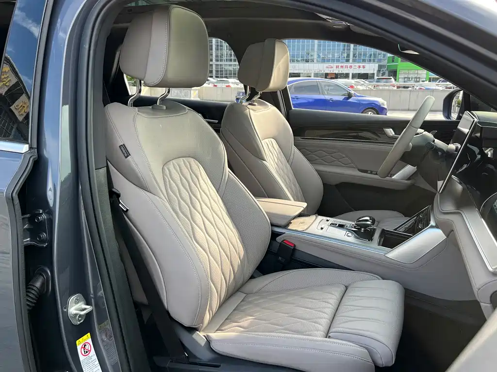 BYD Tang New Energy — миниатюра 9