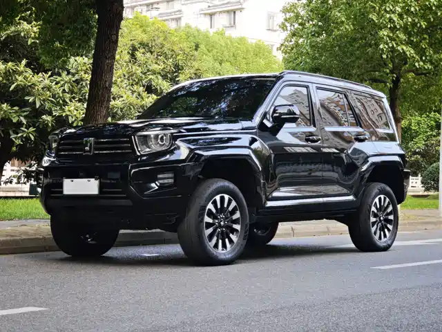 2024 TANK 700