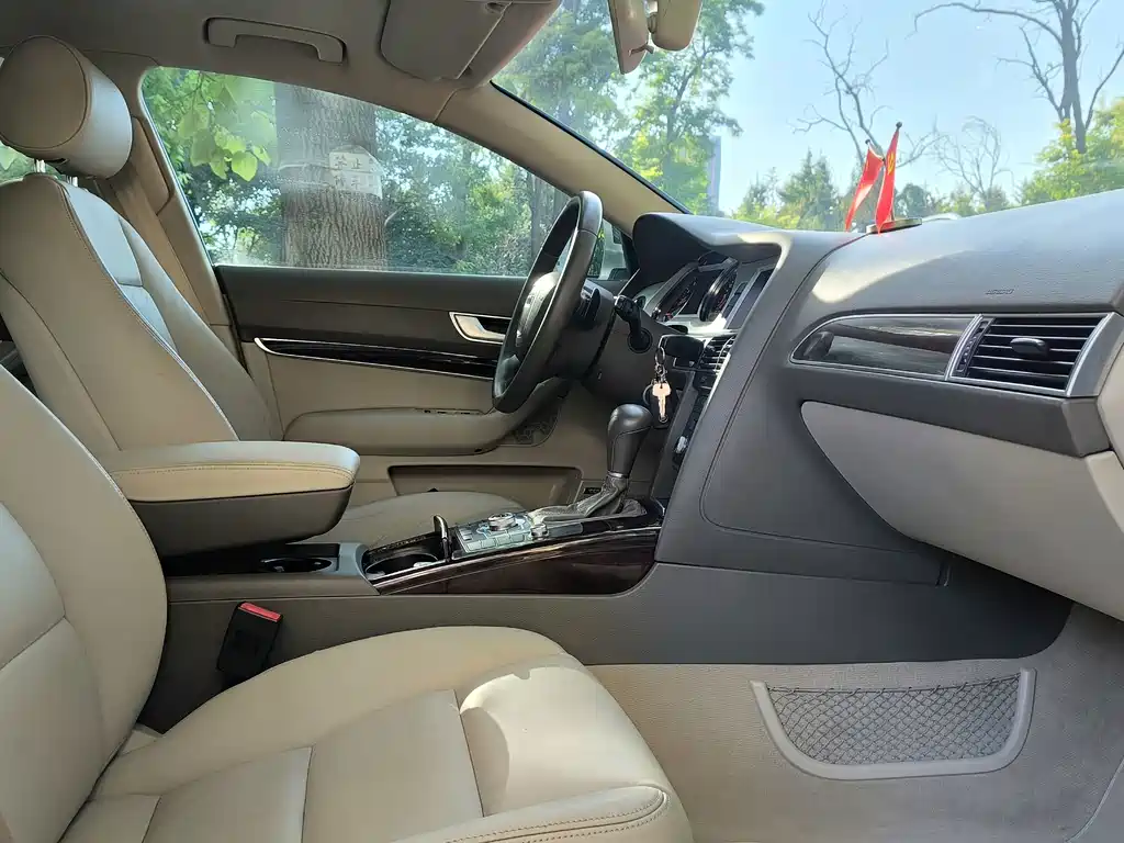 Audi A6L — миниатюра 12