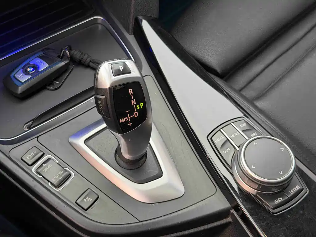 BMW 3 Series GT — миниатюра 15