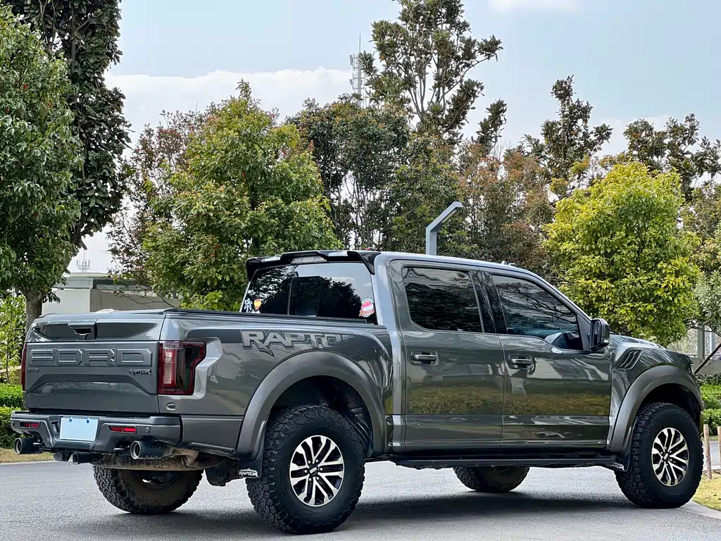 FORD F 150 RAPTOR