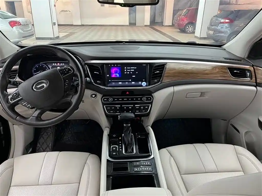 GAC TRUMPCHI GS8