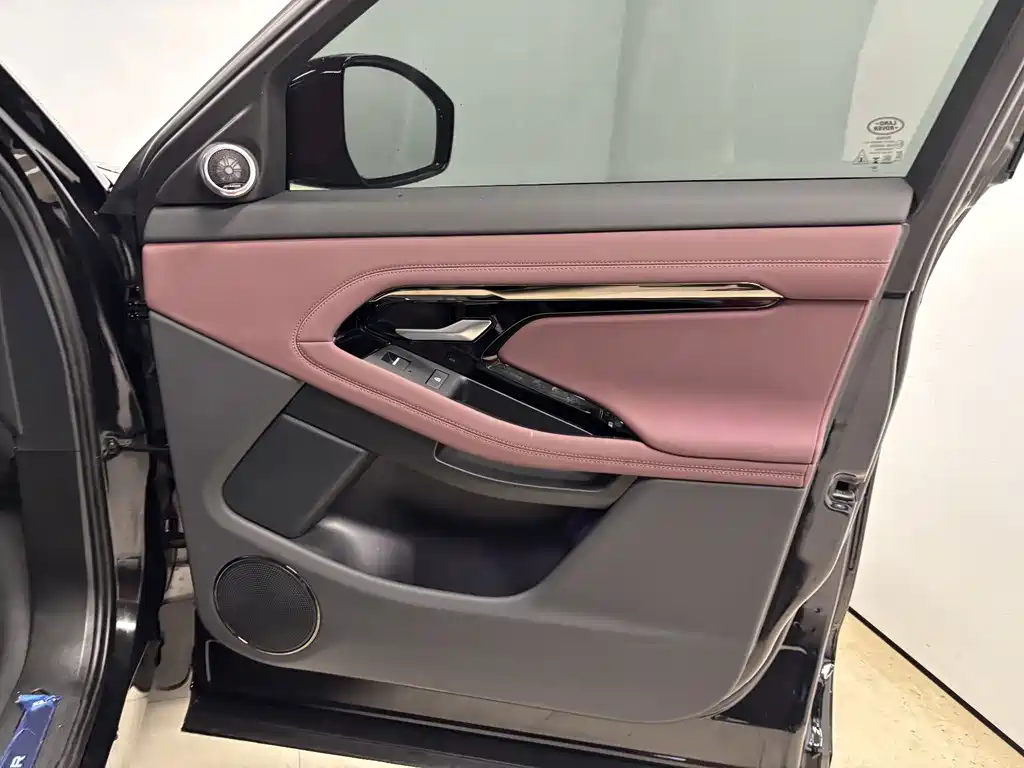 Land Rover Evoque — миниатюра 26