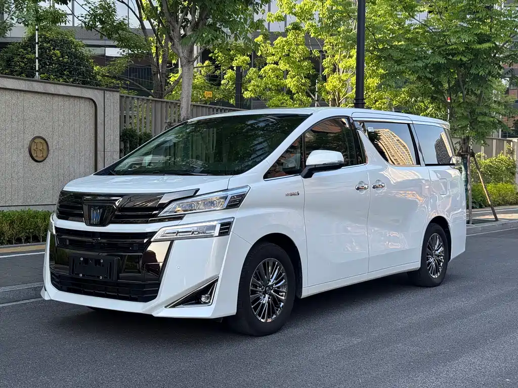 Toyota Vellfire 2022