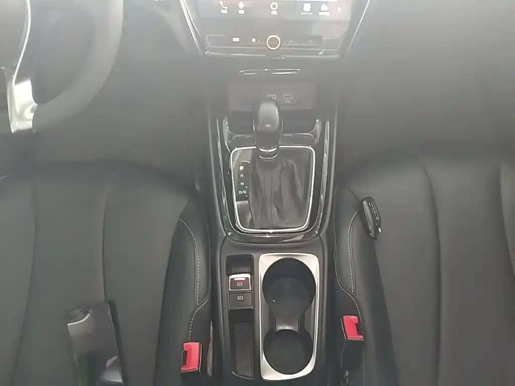 Roewe i5 — миниатюра 14