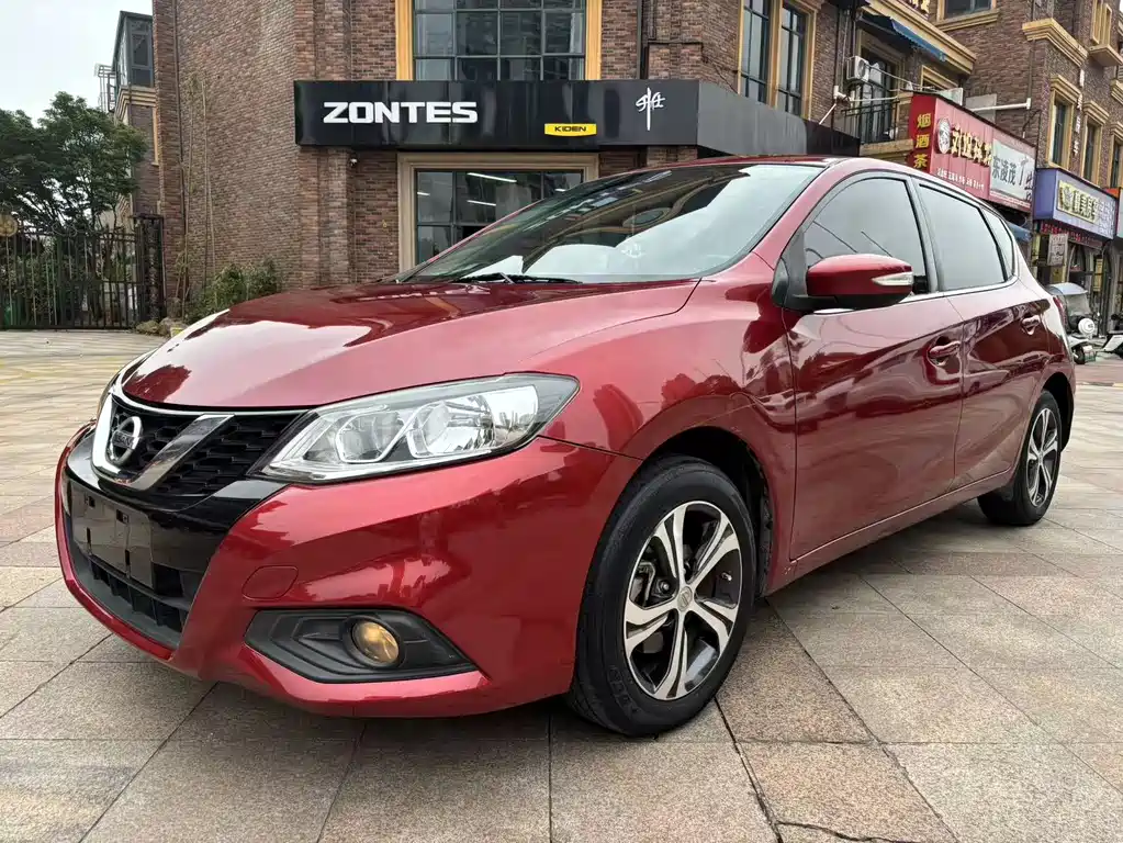 Nissan Tiida 2016