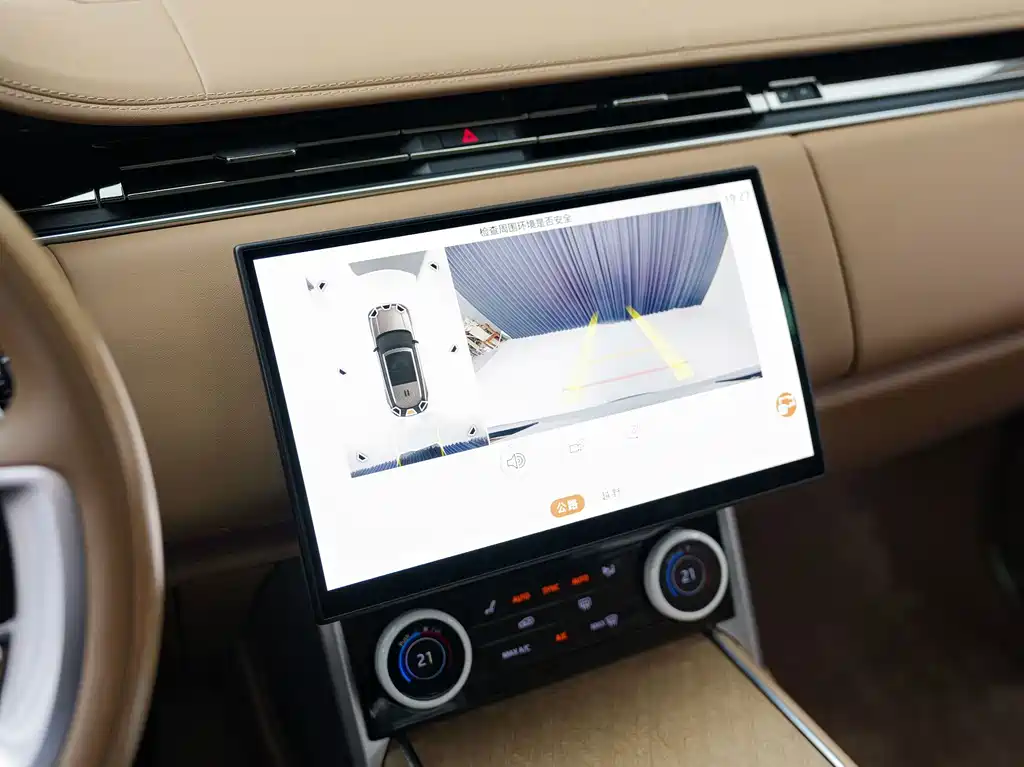 Land Rover Range Rover — миниатюра 30