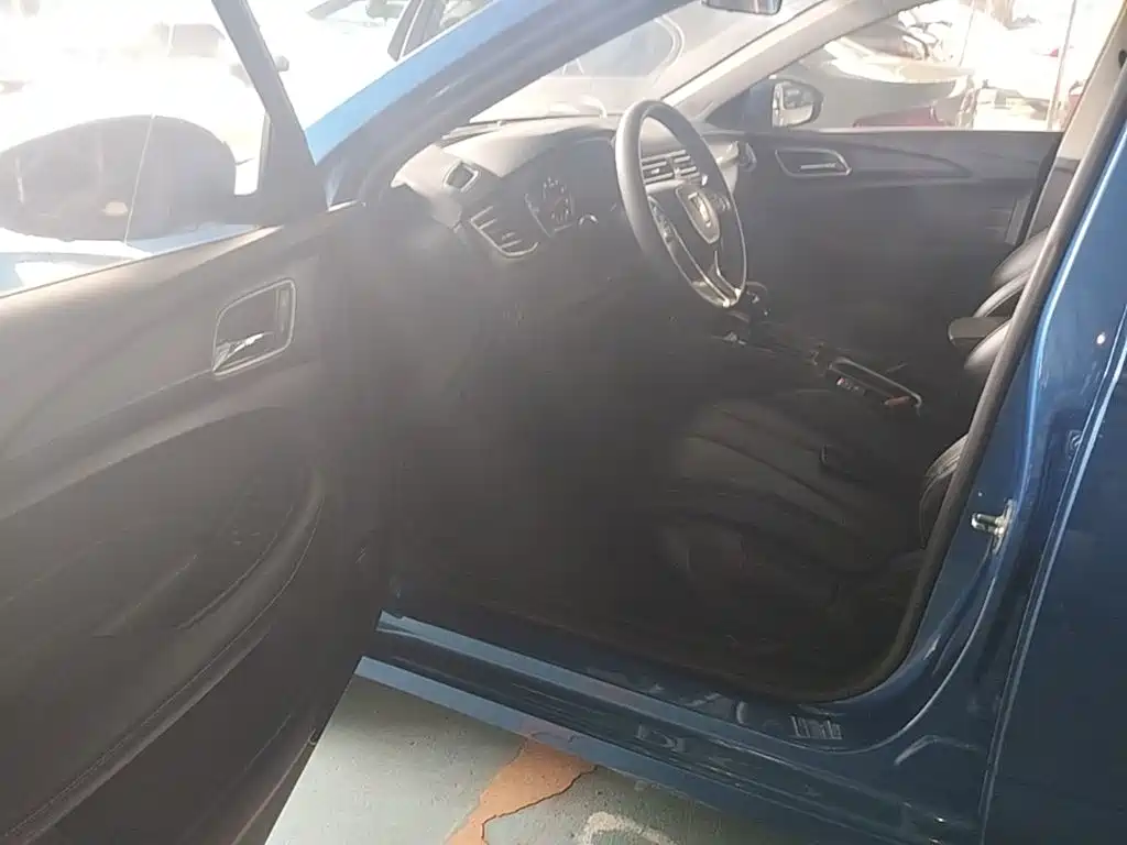 Roewe i5 — миниатюра 16
