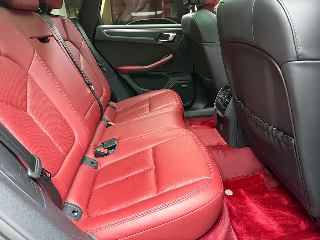 Porsche Macan — миниатюра 14