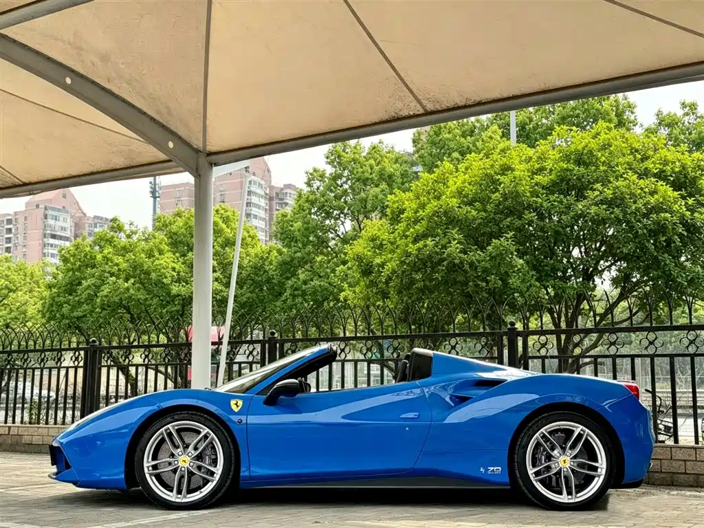 Ferrari 488 2015 488 Spider