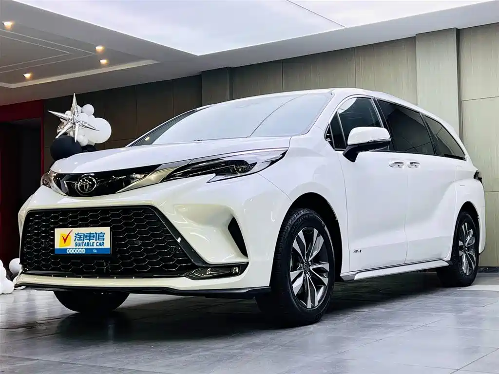 Toyota Granvia 2024