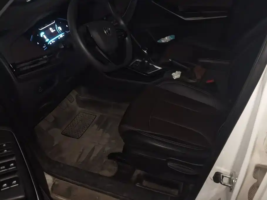Changan CS15 — миниатюра 9