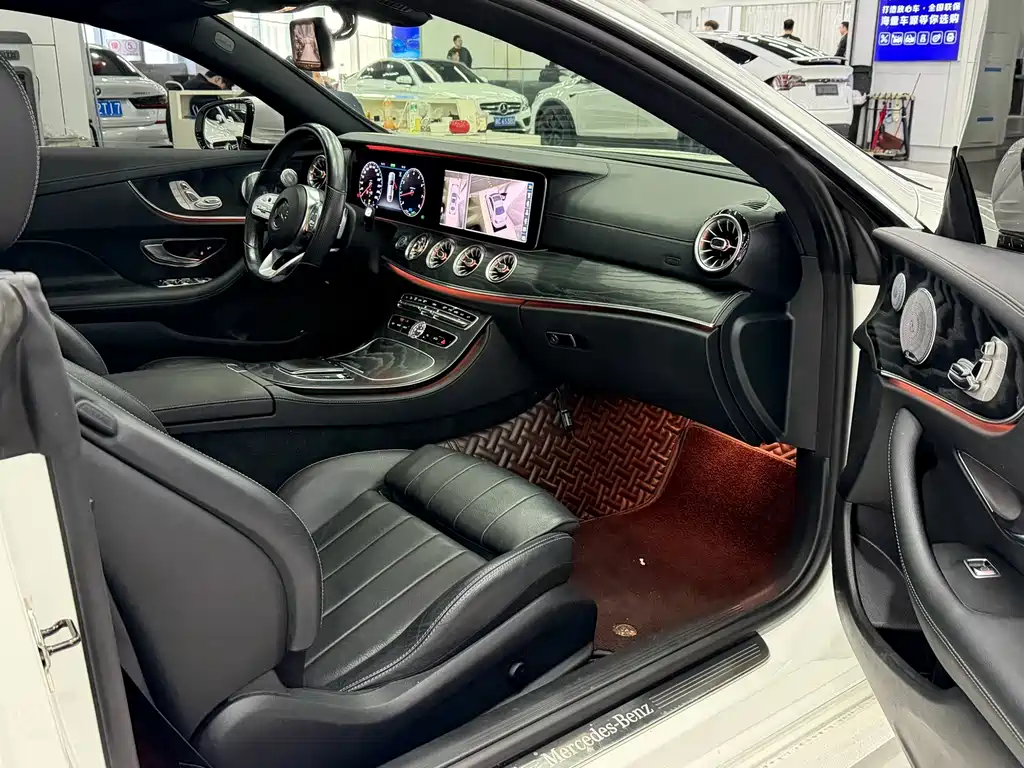 MERCEDES-BENZ E CLASS