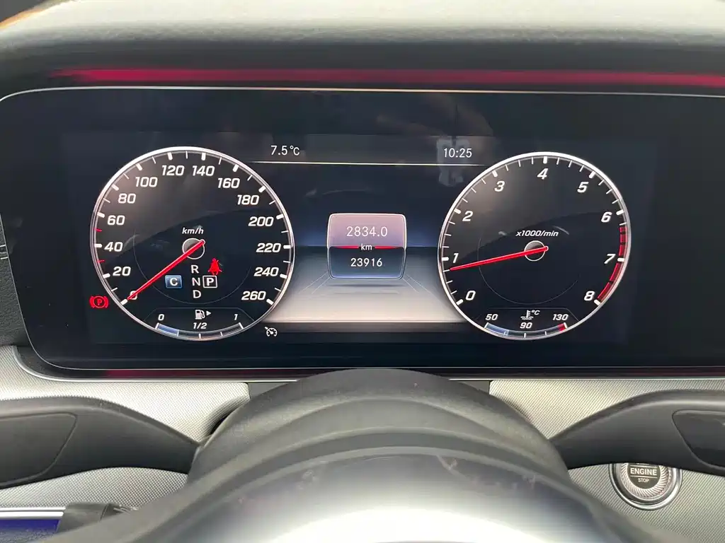 MERCEDES-BENZ E CLASS