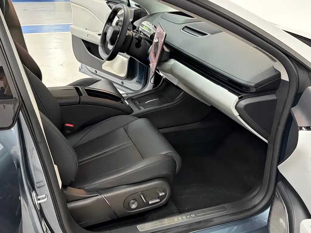 ZEEKR EXTREME KRYPTON 007