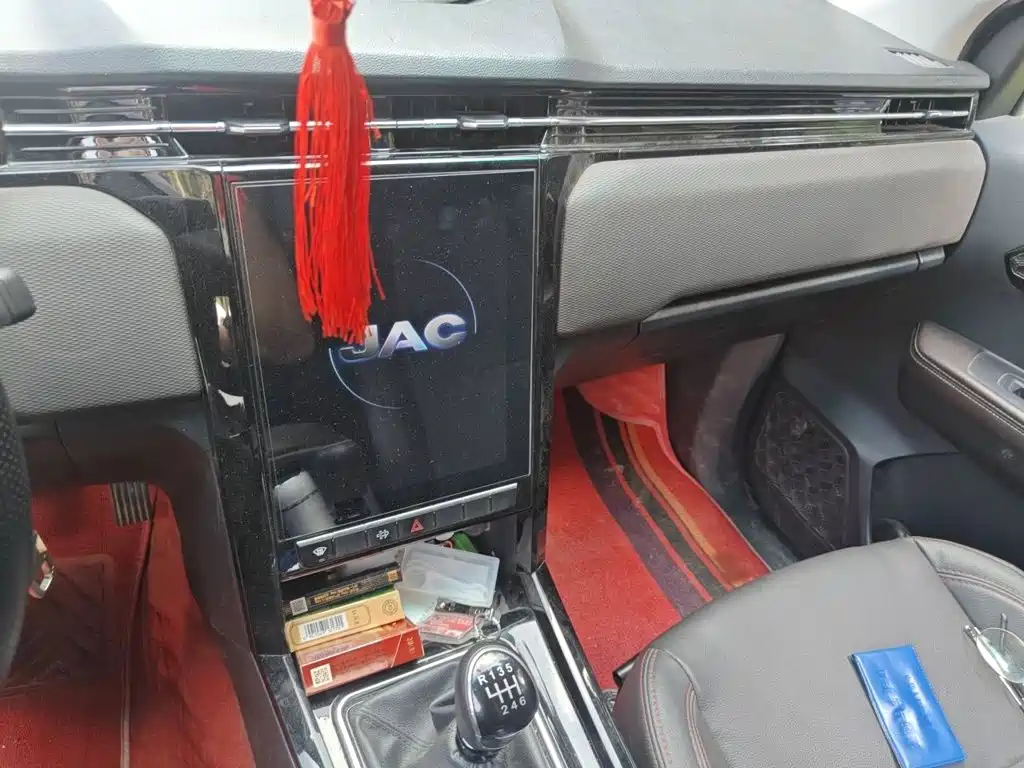 JAC JAC T8 — миниатюра 6