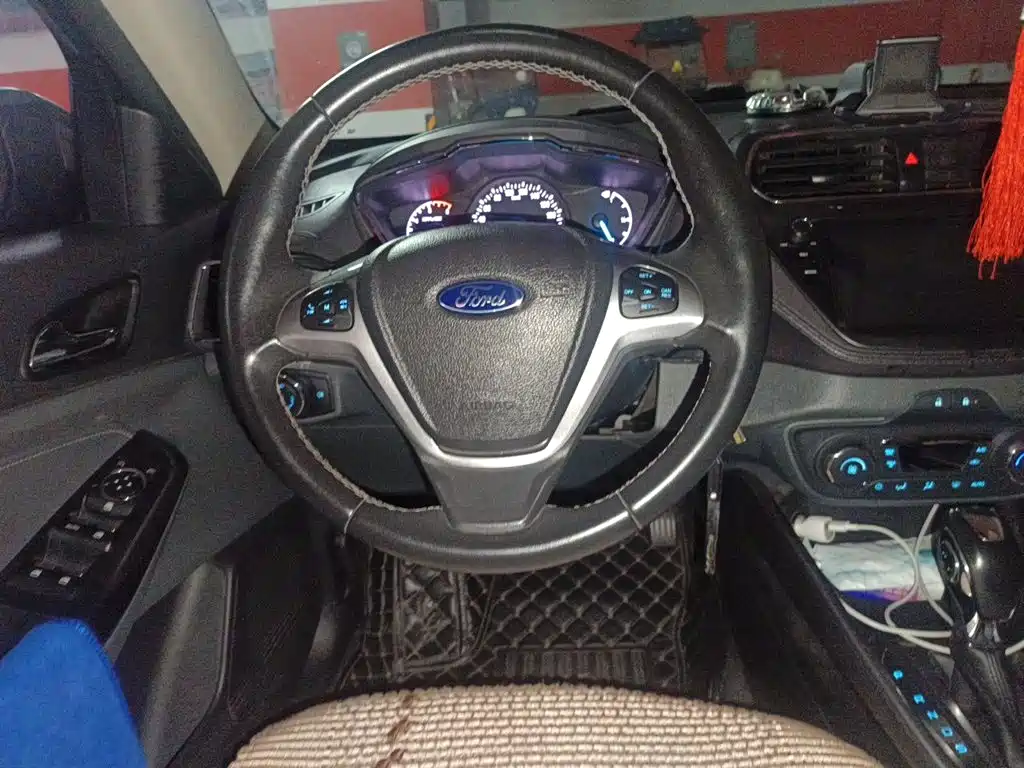 Ford Escort — миниатюра 3