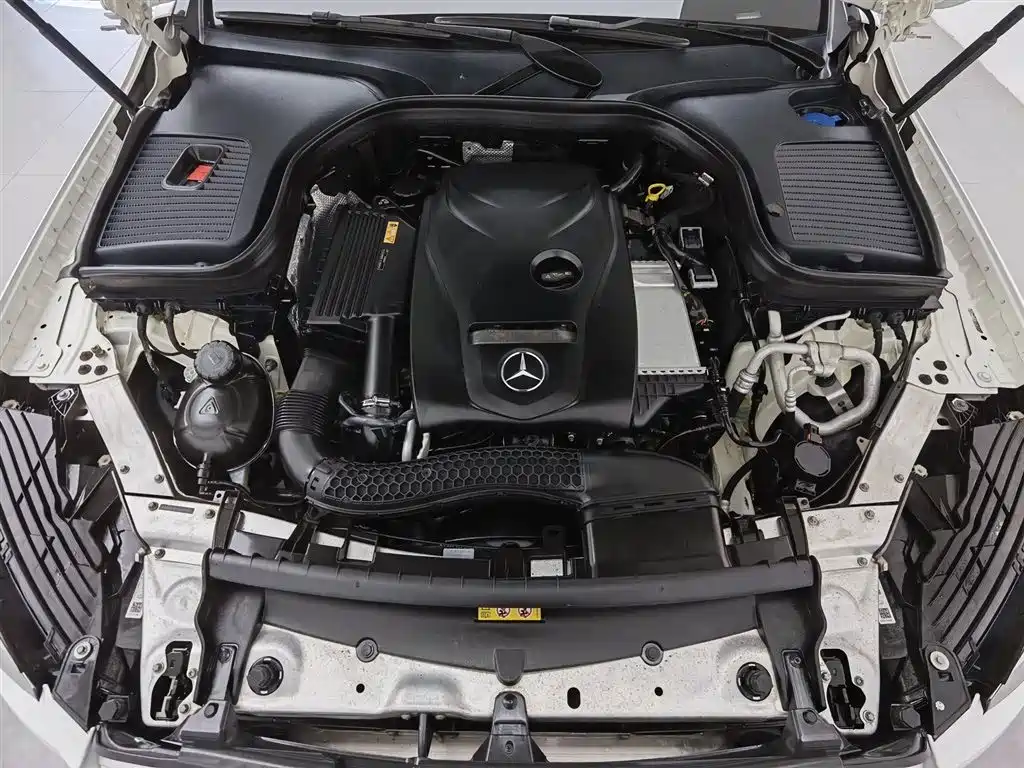 Mercedes-Benz GLC 2017 GLC 200 4MATIC