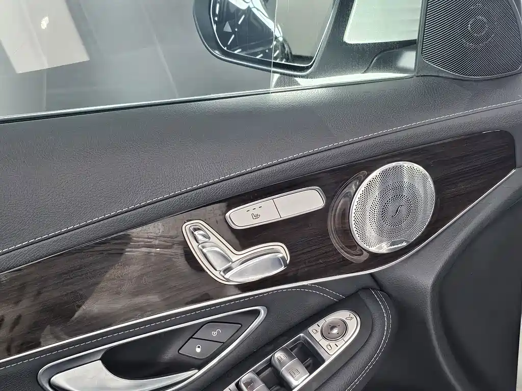 Mercedes-Benz GLC — миниатюра 4