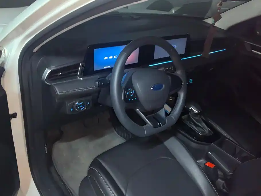 Ford Escort — миниатюра 12