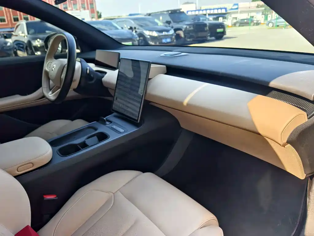 NIO ET5T — миниатюра 8